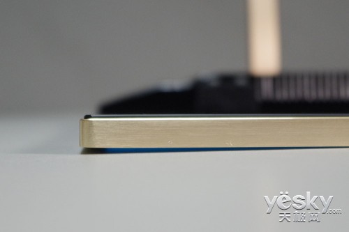 ߲ˤğģSlim TV(zhn)O