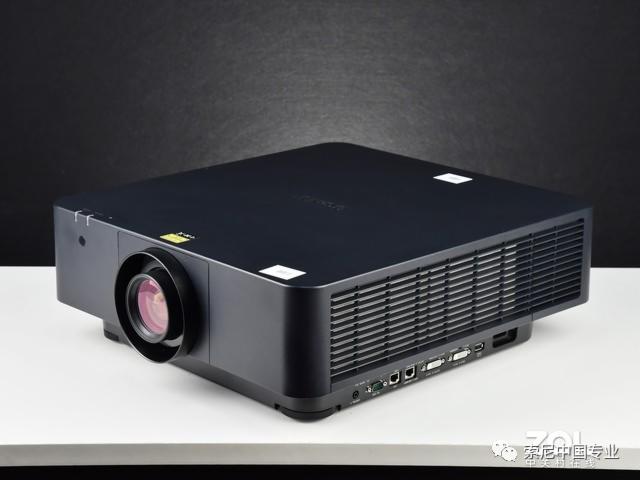 3LCDͶӰF755HZuy8000ȿmࡰ桱