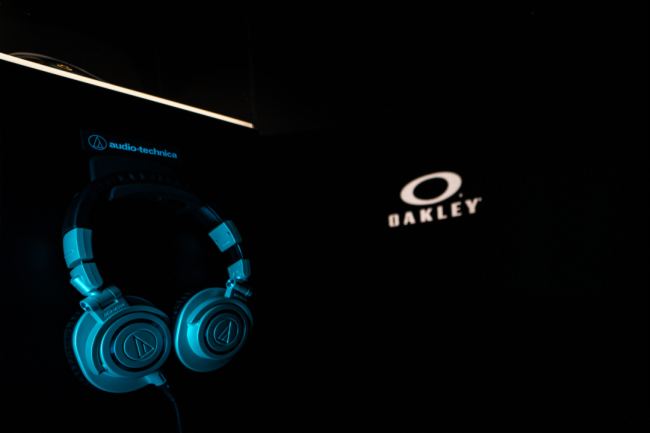 Audio-TechnicayְOakley Bunker\(yn)(dng)(hu)еlʢ